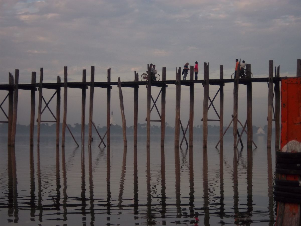 sur un lac au Myanmar