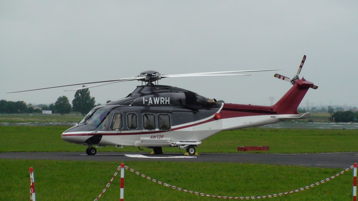 aw139