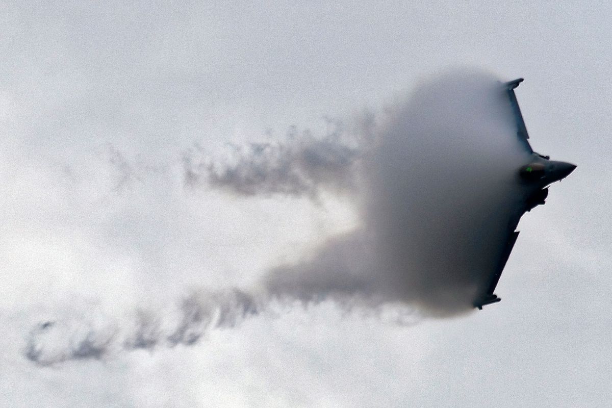 Solo Display der 129/4-GH Rafale C ETR03.004, die schönen Ablösungen wurden durch Regen verursacht. Location : NATO Tiger Meet 2019 in Mont-de-Marsan