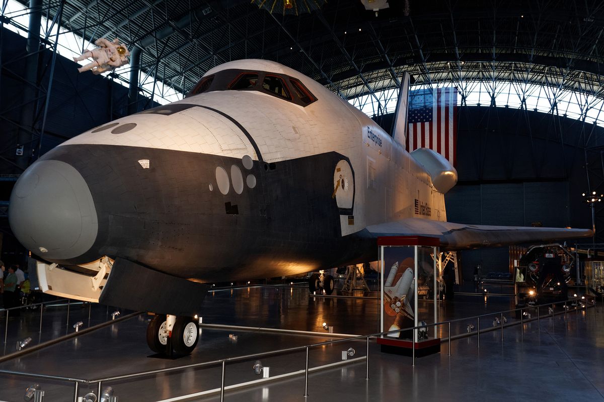 Der Orbiter OV-101 "Enterprise" war der Prototyp des Hauptbestandteils des dreiteiligen Space Shuttle Systems.  Location : Smithsonian Institution / Steven F. Udvar-Hazy Center, Washington, DC  Tags.: Transport, Verkehr, Enterprise, Space, Flugzeuge, Washington