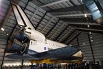 Der Orbiter war das Hauptbestandteil des dreiteiligen Space Shuttle Systems. Es diente als Crew-Transportfahrzeug, das Astronauten und Nutzlast zum und vom Weltraum beförderte.  Location : Orbiter OV-105 "Endeavour" in California Science Center, ein Museum im Exposition Park, Los Angeles.