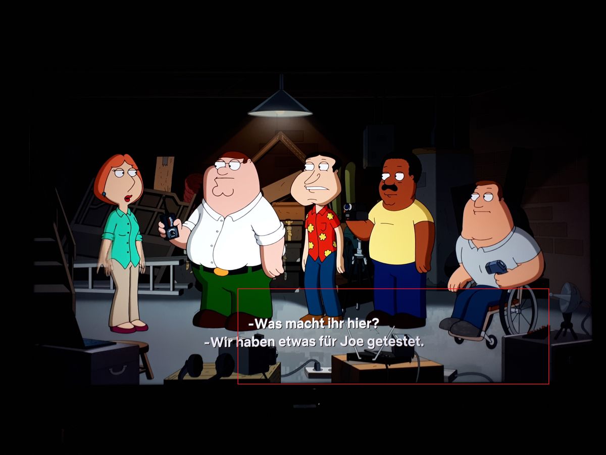 Family Guy S17E10 - 3:30 min