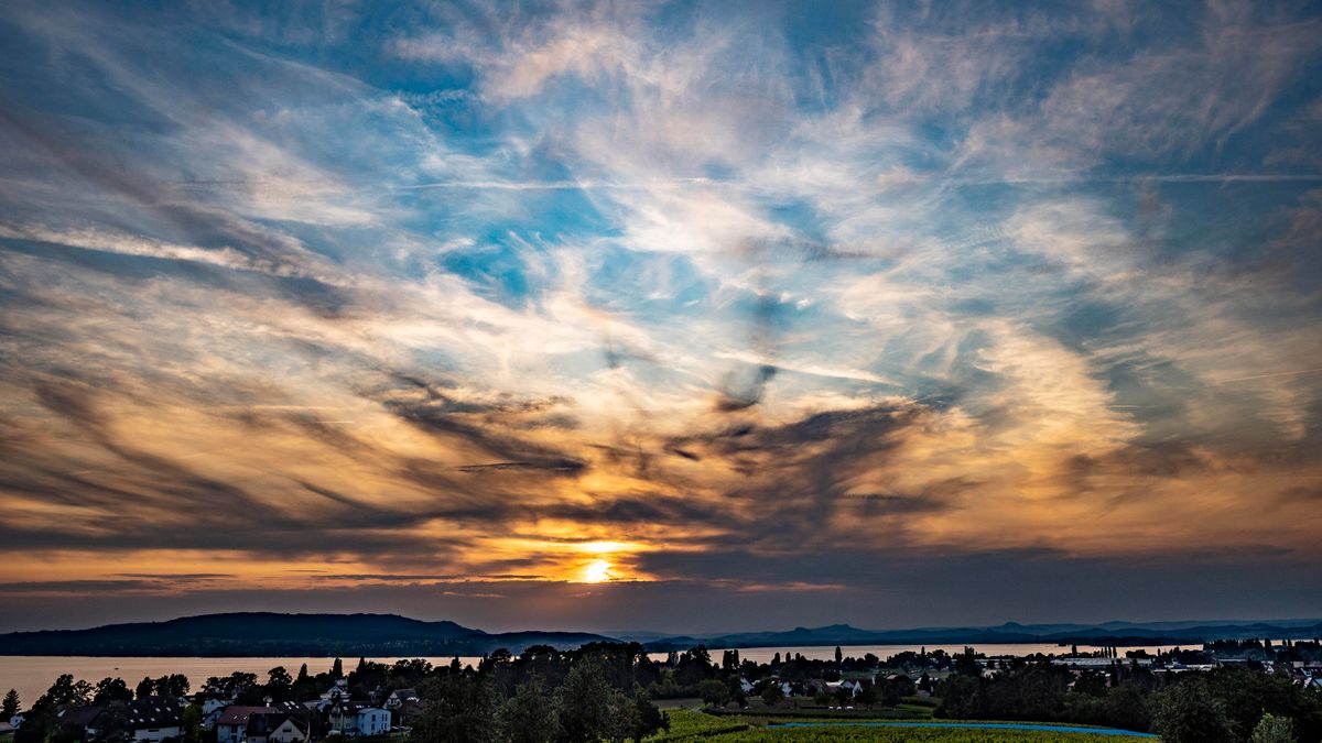 Sonnenuntergang auf der Hochwart Insel Reichenau ist...