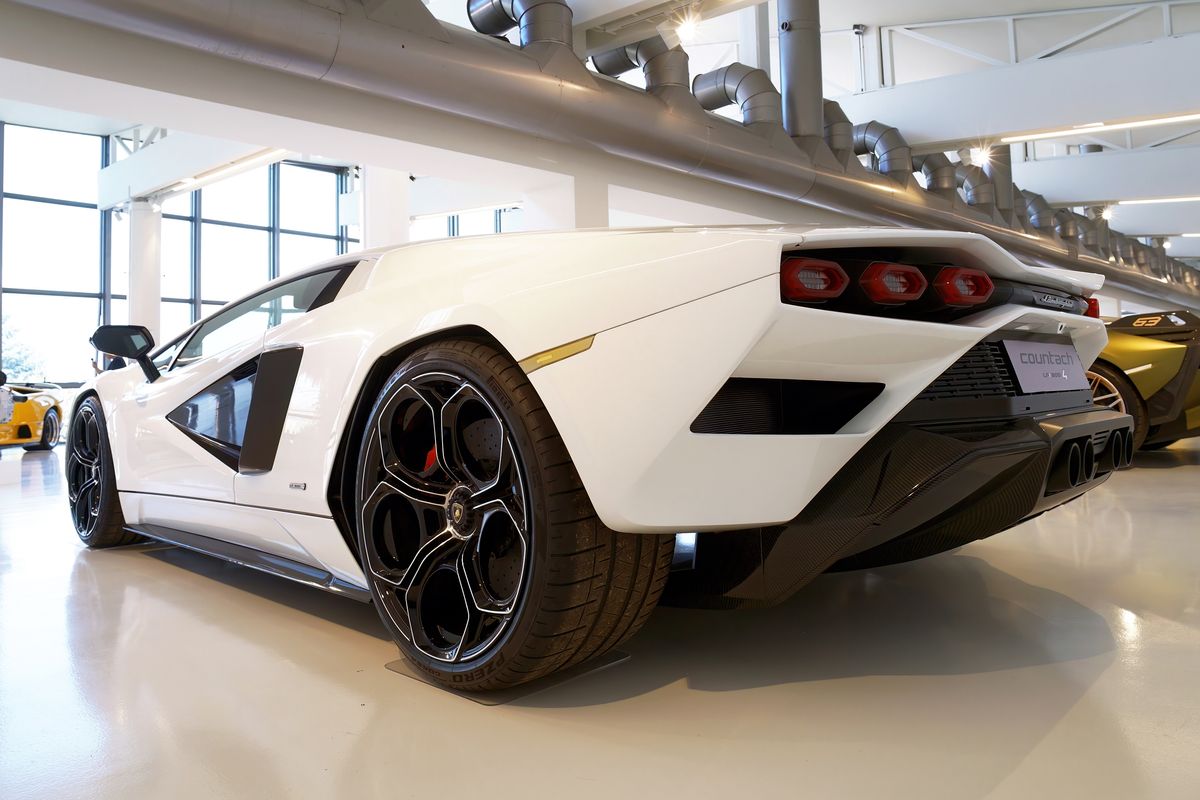 Die Neuauflage eines Legendären Autos, der Countach LPI 800-4 ausgestellt in Automobili-Lamborghini-Museum / Sant'Agata Bolognese, Italien