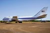 Die 73-1676 E-4B-BN (Boeing 747-200) "Nightwatch" von der 1st Airborne Command Control Squadron wird zu der  Last Chance Plattform geschleppt und dort startklar gemacht. Location : The Royal International Air Tattoo 2022 in Fairford