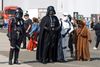 Darth Vader mit Gefolgschaft ( von rechts : Jawa, Stormtrooper, Darth Vader & ein Imperialer Fighter Pilot. Location: Melsbroek Air Base. Event: 75 Years 15th Air Transport Wing