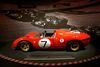 Der Ferrari 330 P4 hatte eine Leistung auf 450 PS bei 8000 min und erreichte eine Höchstgeschwindigkeit von 320 km/h