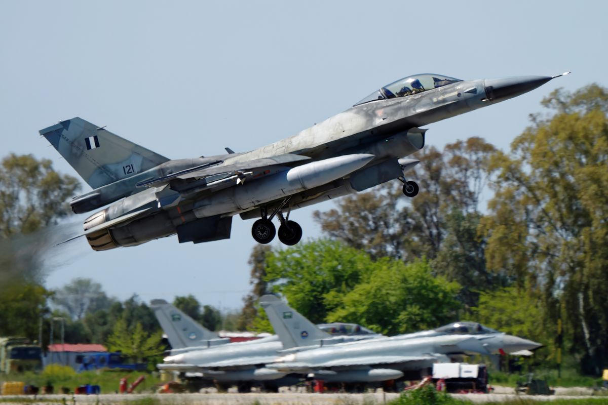 Arrival von der 121 F-16C "Fighting Falcon" 330 Mira (Keravnos) /  Location : Spotter Day (10.04.2024) zu exercise Iniohos 2024 in Andravida